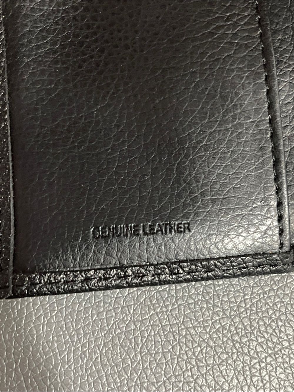 Nike Black Pebbled Leather Trifold wallet - Picture 7 of 7